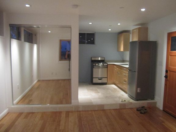 4th image of 30 Lecante Dr #B