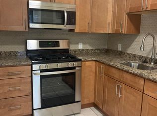5 Morris St APT 3, Boston, MA 02128