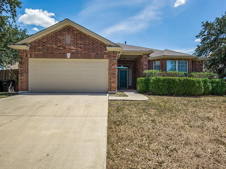 8726 Redwood Bnd — Photo 1