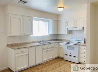 420 N 5th St, Fresno, CA 93702