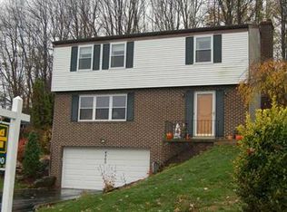 4965 Field Acres Dr, Gibsonia, PA