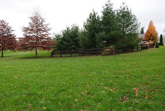 2nd image of 6185 Woodcrest Dr