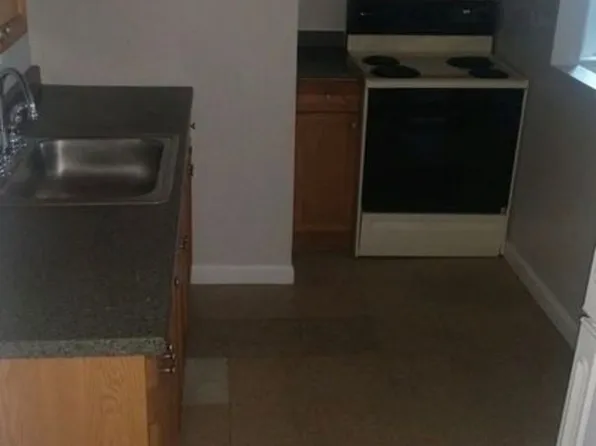 Bates 92, 92 Bates St, Pawtucket, RI 02861