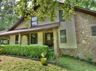 208 Waikiki Dr, Hot Springs, AR 71913