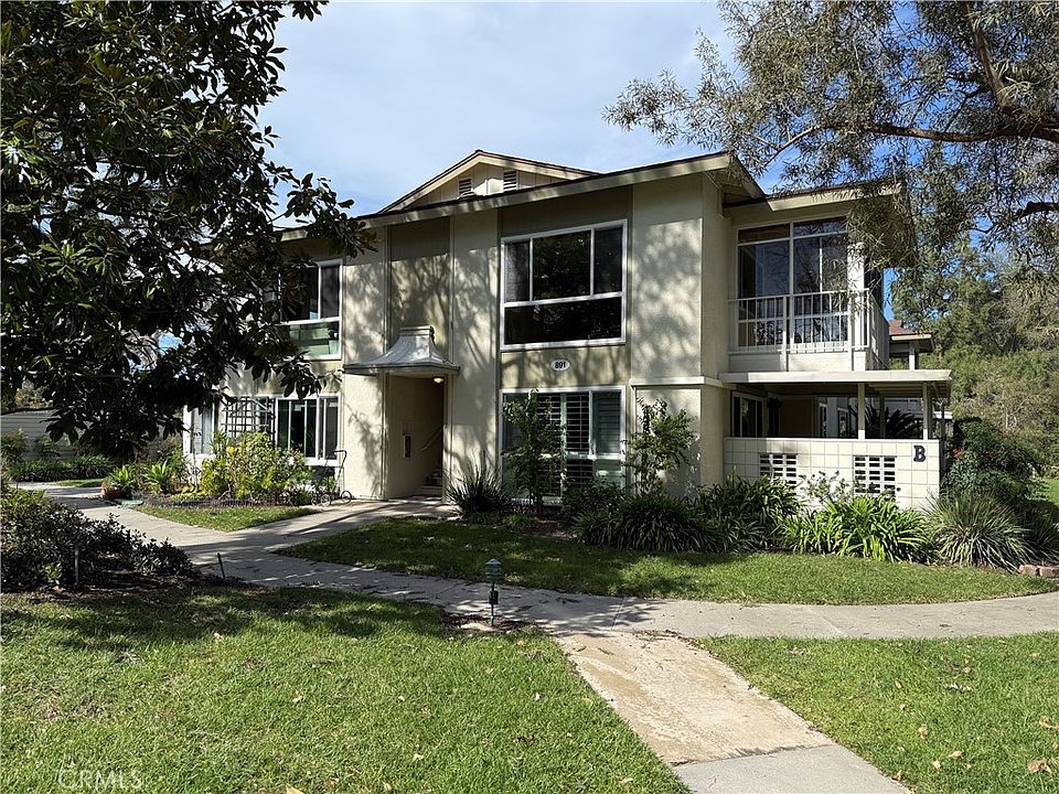 1st image of 891 Ronda Sevilla Unit O