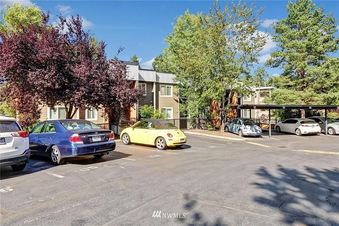 732 Kirkland Cir — Photo 2