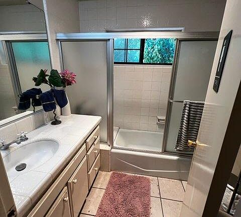 3rd image of 5435 Babcock Ave