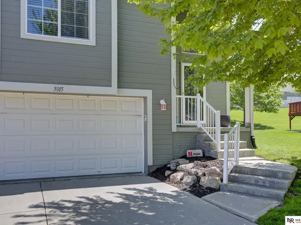 5015 S 196th Cir, Omaha, NE 68135