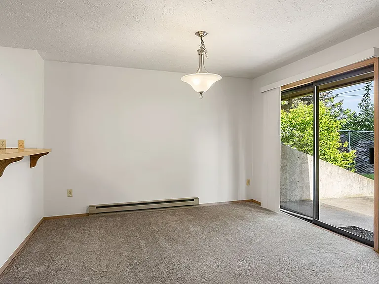 11706 E 24th Ave — Photo 6