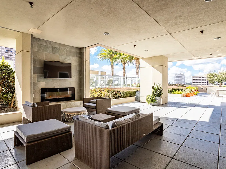 Outdoor Lounge
