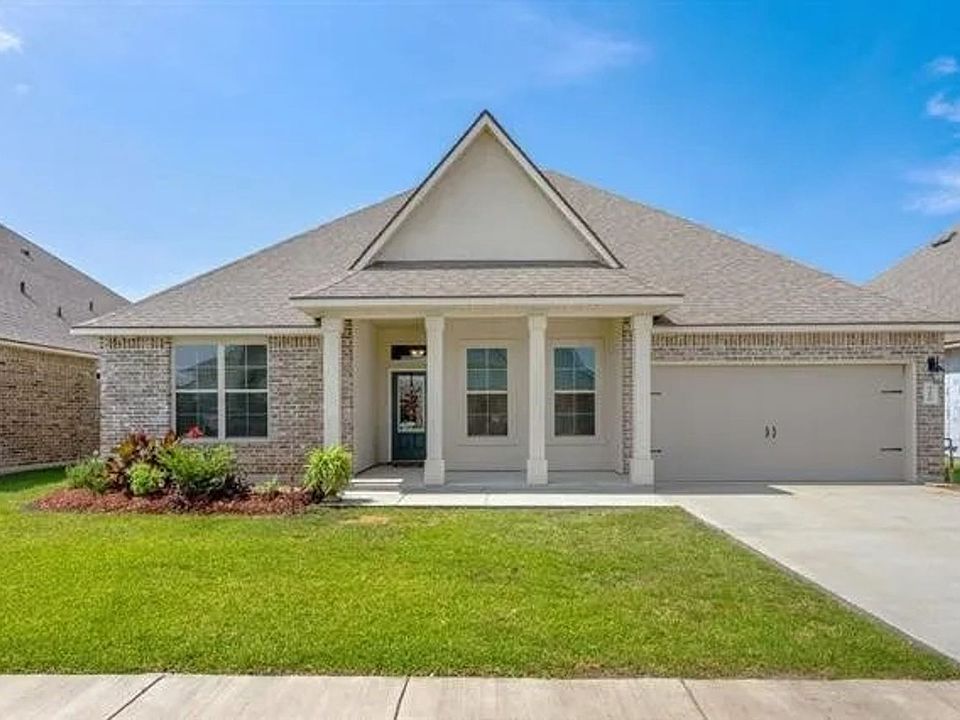 1st image of 3258 Lake Crest Dr