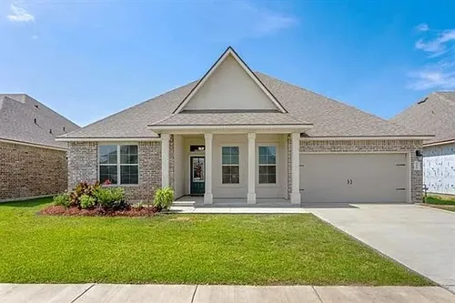 3258 Lake Crest Dr Photo 1