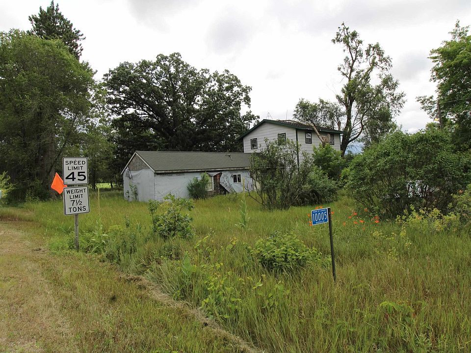 1st image of 10005 Badger Dr