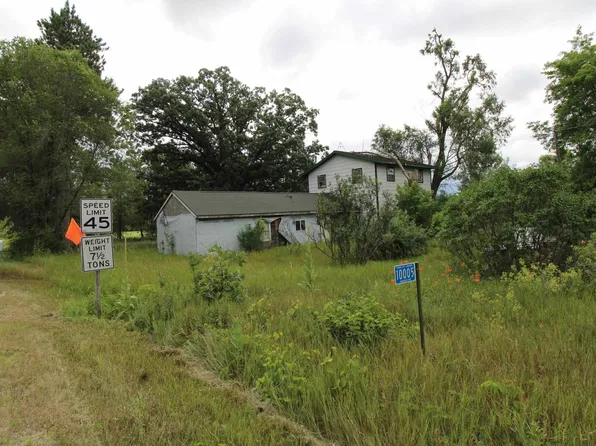 10005 Badger Dr, Amherst, WI 54406