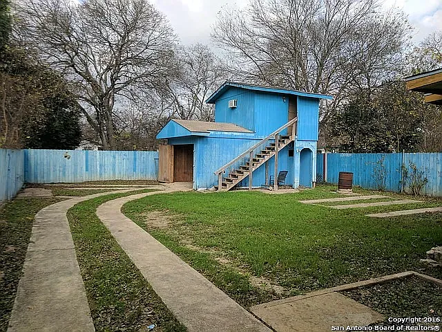 539 Sterling St — Photo 7