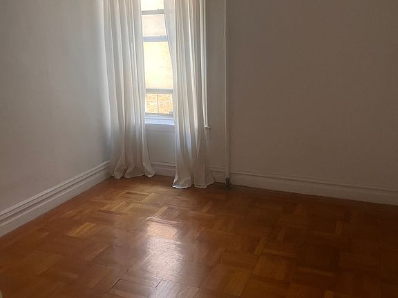 3rd image of 415 Saint Johns Pl #7