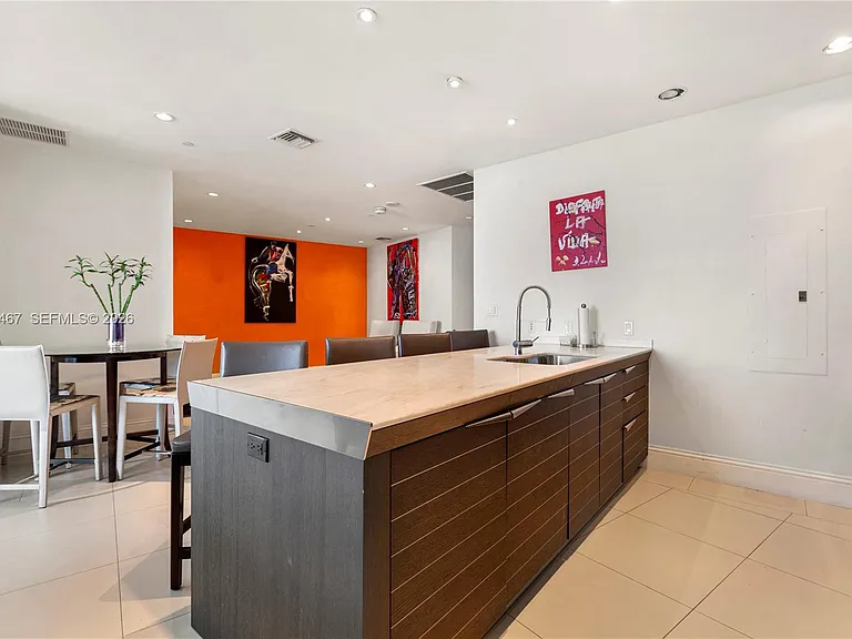 200 Biscayne Boulevard Way #4907 — Photo 4