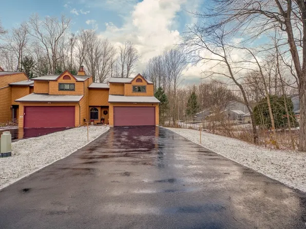 3173 Cadys Arbor, Baldwinsville, NY 13027