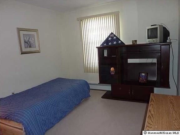 5th image of 193 Freeport Blvd