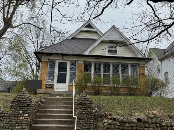 2657 E Riverside Dr, Indianapolis, IN 46208