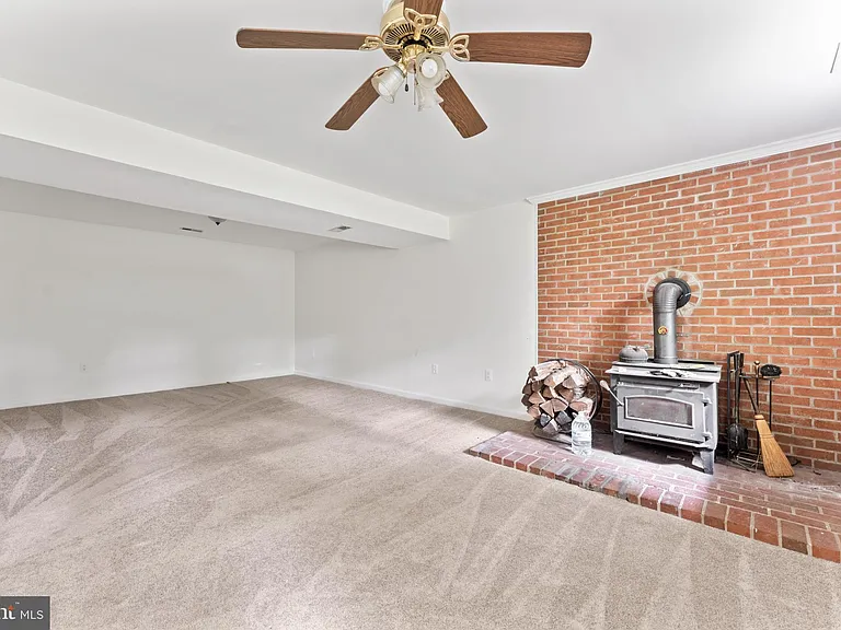 12820 Lake Wilderness Ln — Photo 20