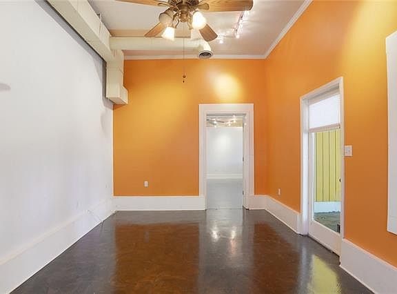 5th image of 900 Opelousas Ave