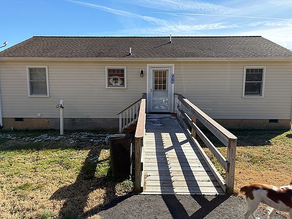 3rd image of 1836 Irvington Rd