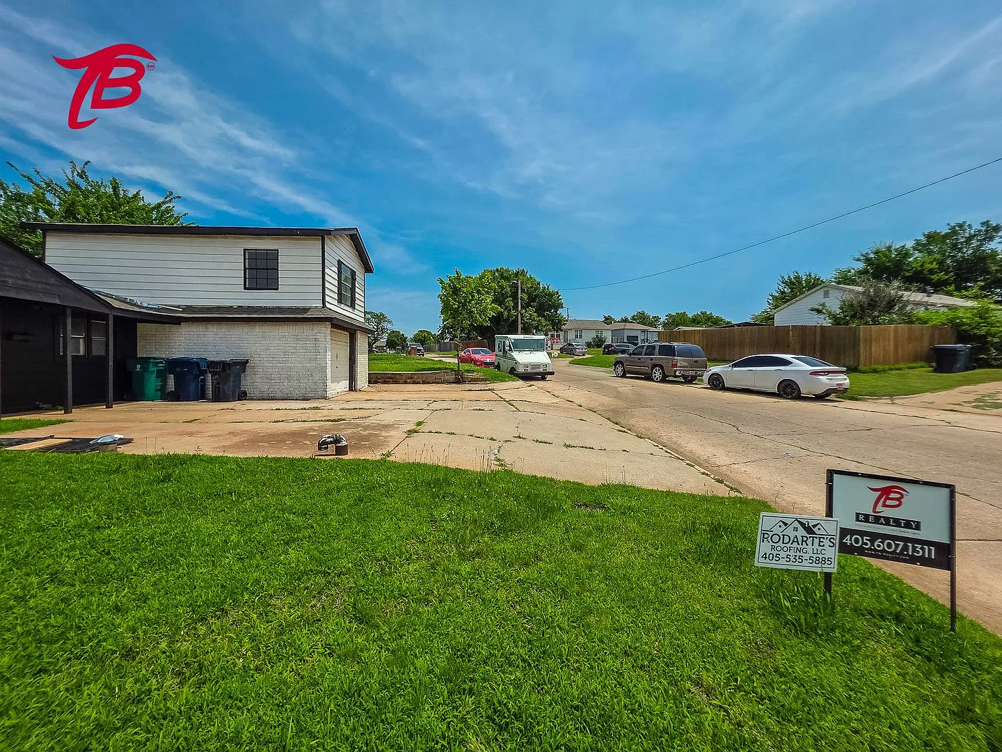 Spacious Split-Level 4-Bedroom Home with Tons of Potential in South OKC! — Photo 2