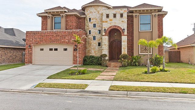 1st image of 201 Miranda Ln