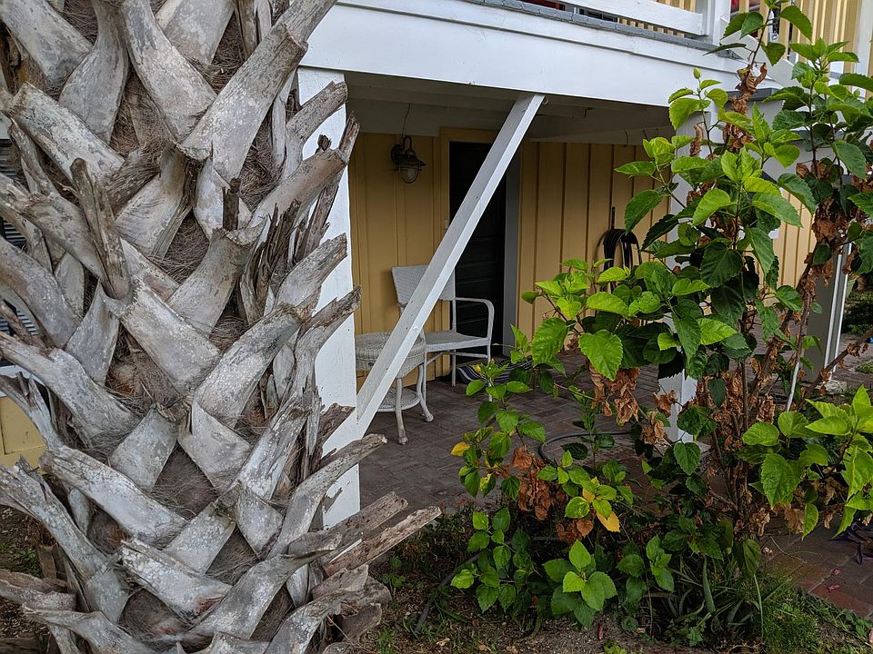 1st image of 802 Church St #Down