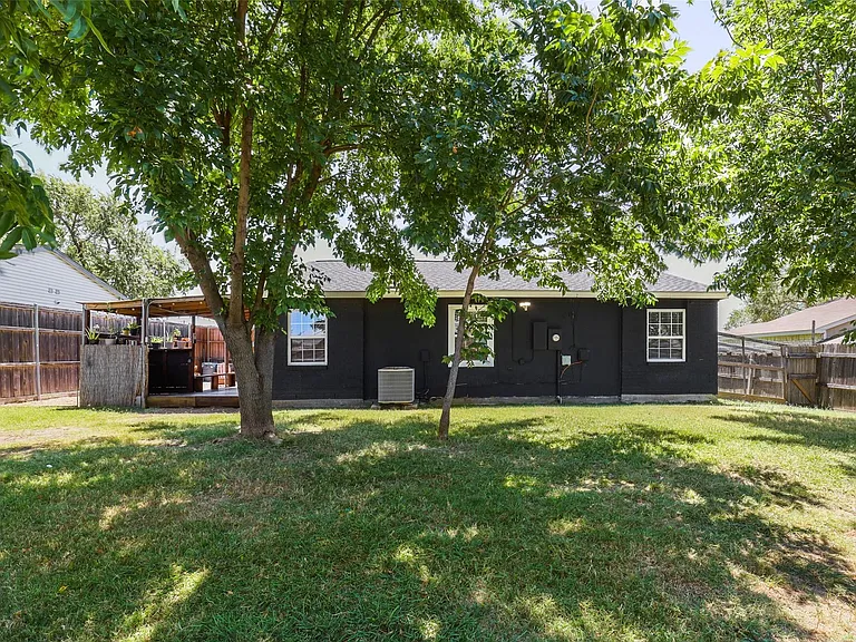 6012 Turner St — Photo 30