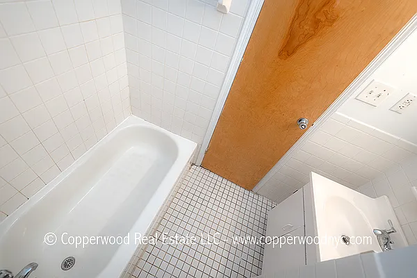 Rented by Copperwood Real Estate | media 15