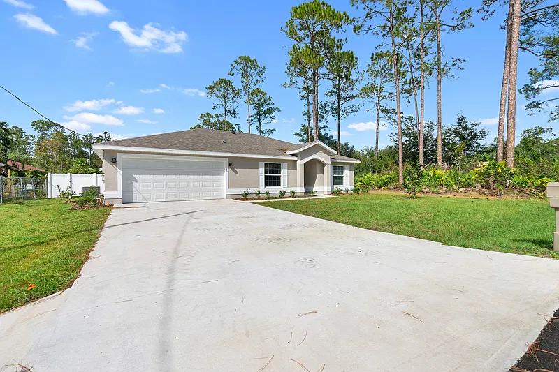 4 bed, 2.0 bath, 2321 sqft, $2,250 — Photo 3
