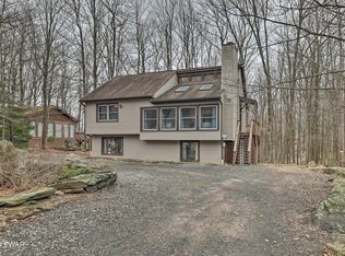 32 Wildwood Ter, Lake Ariel, PA