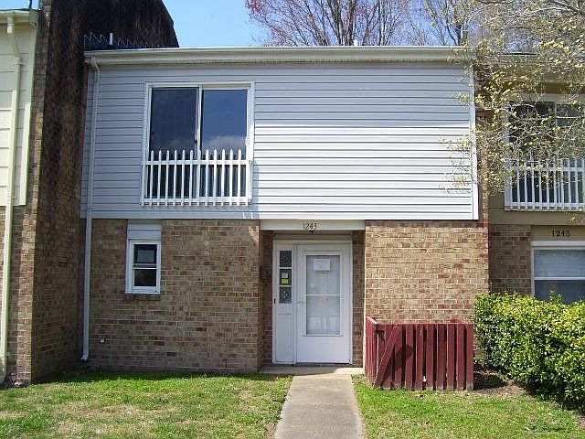 1st image of 1243 Glyndon Dr
