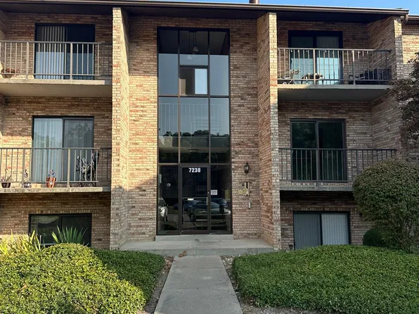 7238 Creekview Dr APT 8, Cincinnati, OH 45247