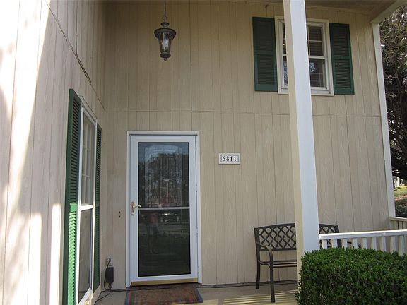 3rd image of 6811 Copernicus Cir