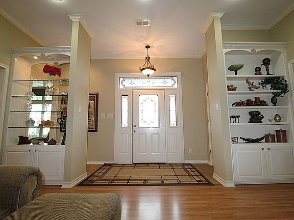 2nd image of 3504 Trotter Ln