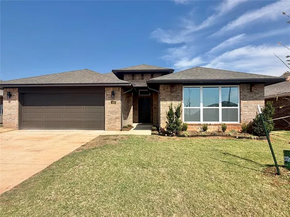 3923 Abingdon Dr, Norman, OK 73026