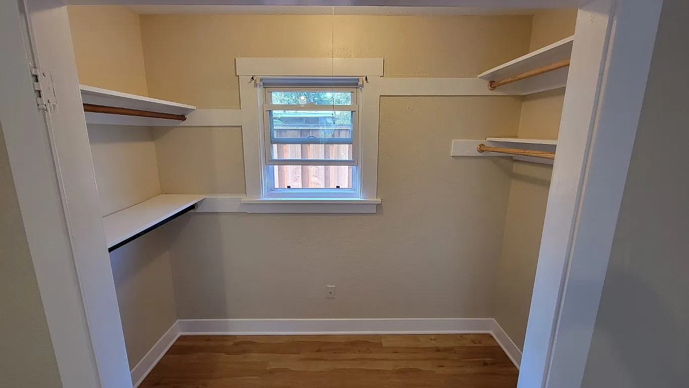 Studio, 425 sqft, $2,125 — Photo 4