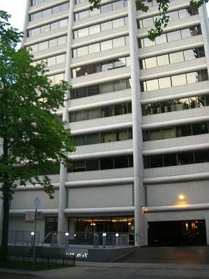 Front of 1415 N Dearobrn