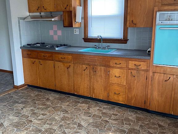3rd image of 14129/14135 Union Street Ext