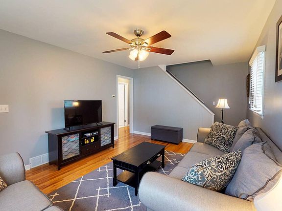 3rd image of 10 Nassau Ave