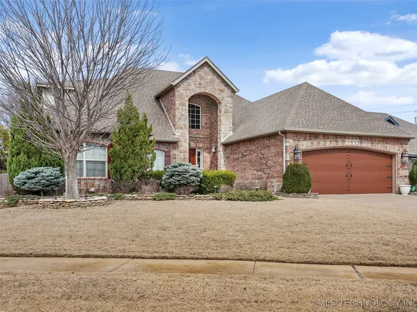 1204 W Fargo Ln, Broken Arrow, OK 74012
