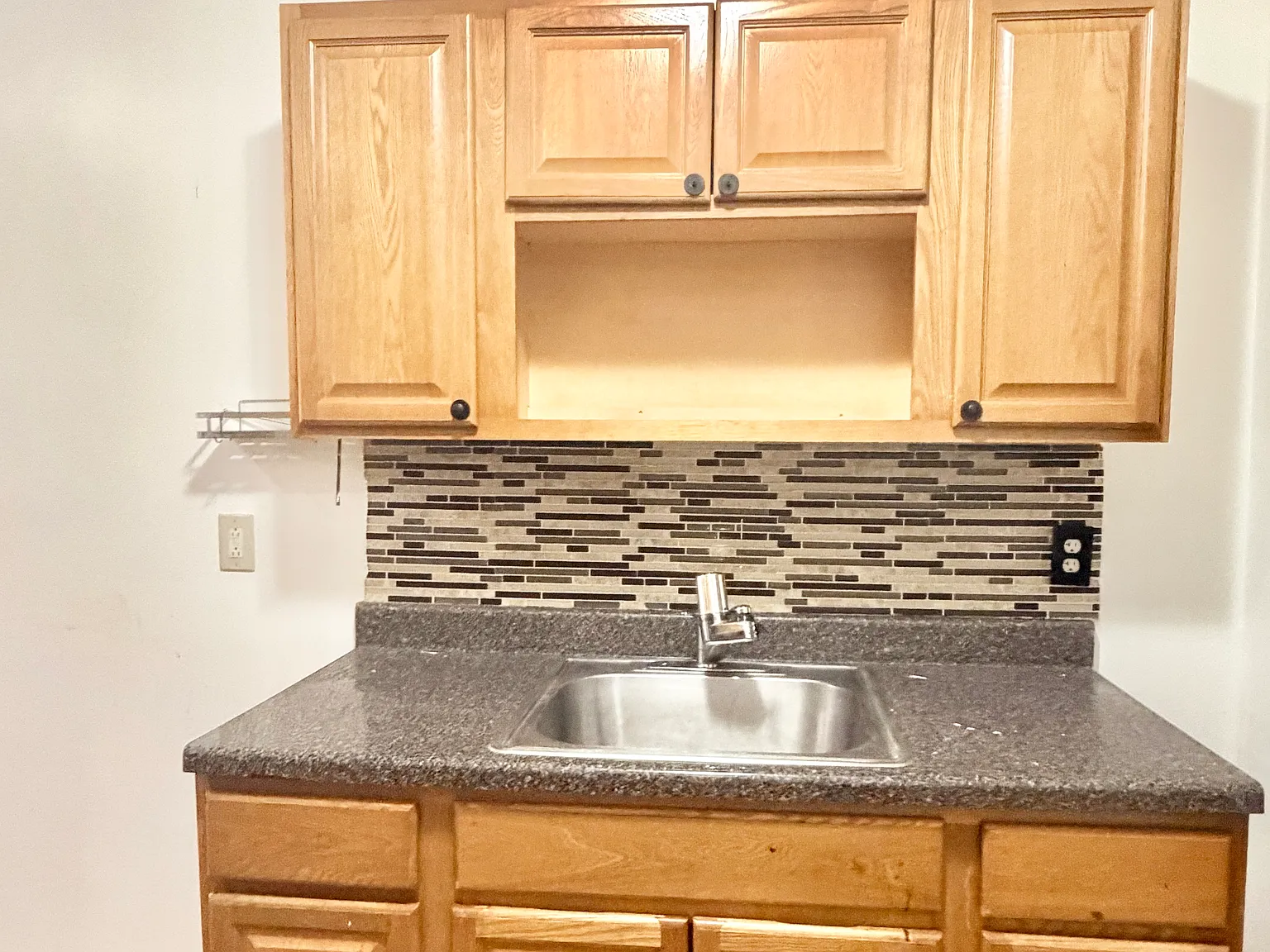 2 bed, 750 sqft, $1,475 — Photo 4