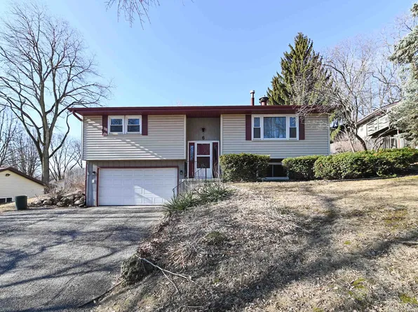 6 Esther Ct, Madison, WI 53714