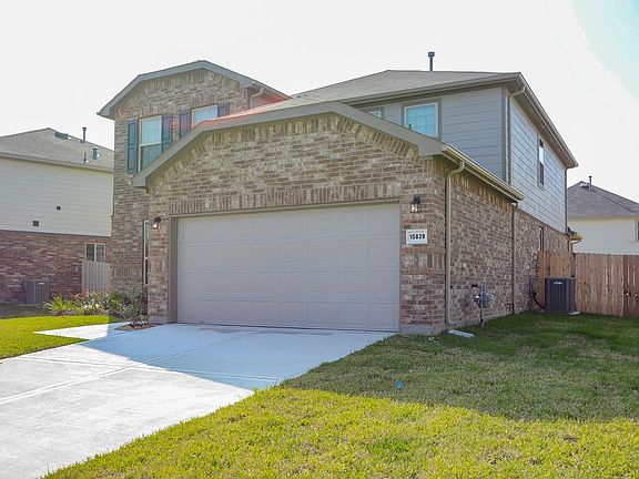 3rd image of 15839 Winter Cypress Way