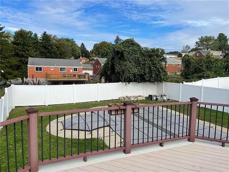536 Portia Dr — Photo 14