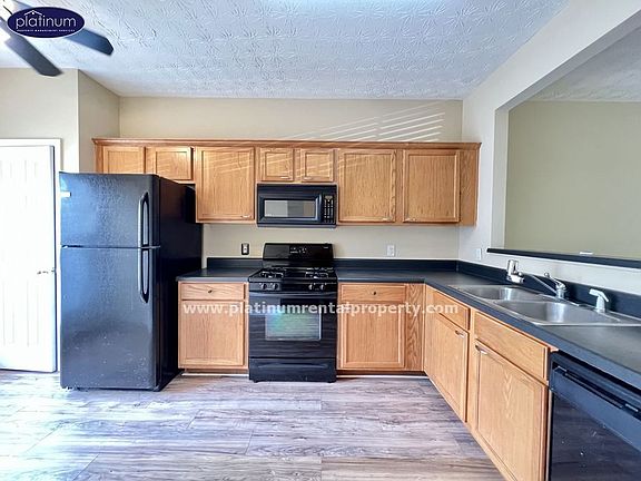 3rd image of 167 Pearl Chambers Dr