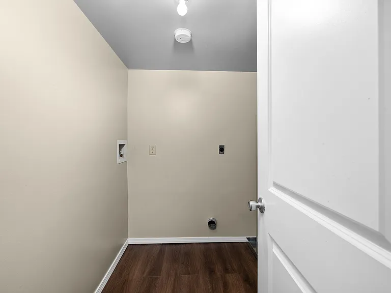 Deerfield Apartments | 2 Bedroom Remodel | Laundry Room Deerfield Apartments | 2 Bedroom Remodel | Laundry Room